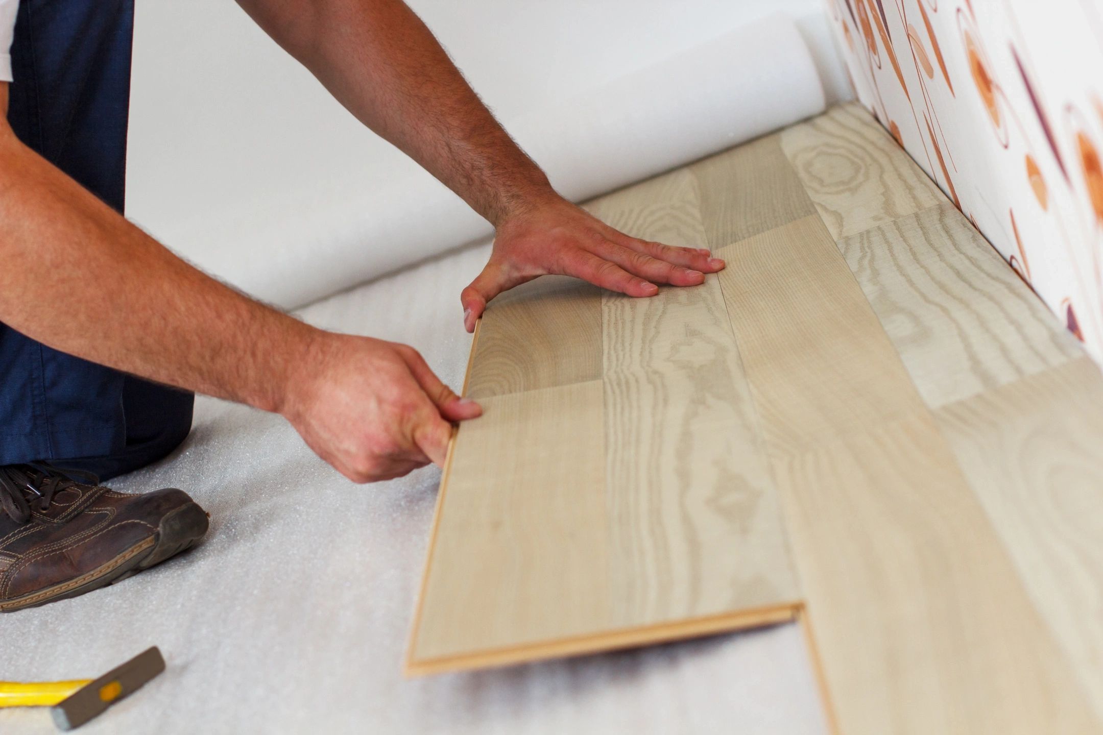 How To Acclimate Laminate Flooring: A DIY Guide